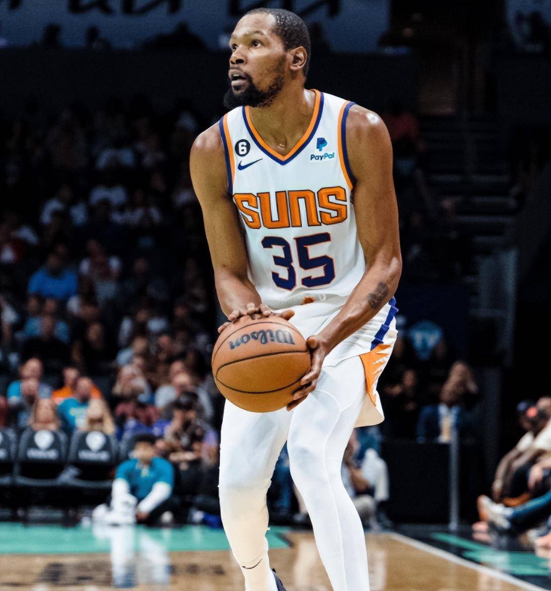 NBA巨星生涯回顾传播热播，粉丝疯狂追捧的简单介绍
